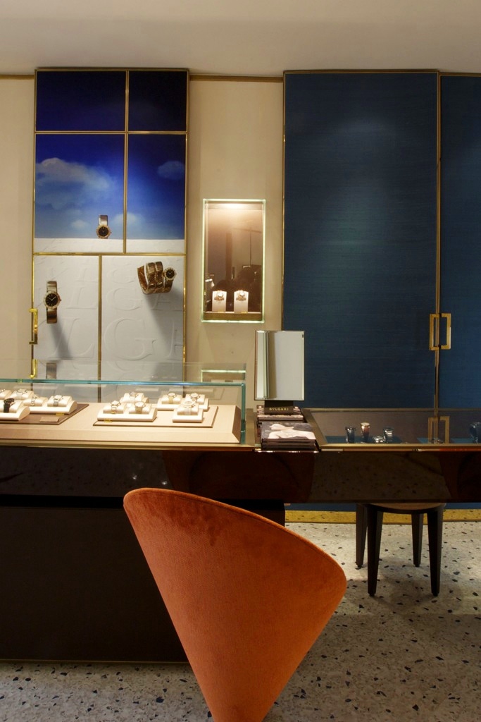 Первые кадры бутика Bulgari в Сен-Тропе (фото 1)