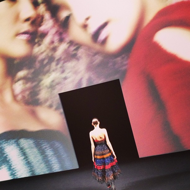 Instagram-мания: неделя высокой моды в Париже (фото 25)