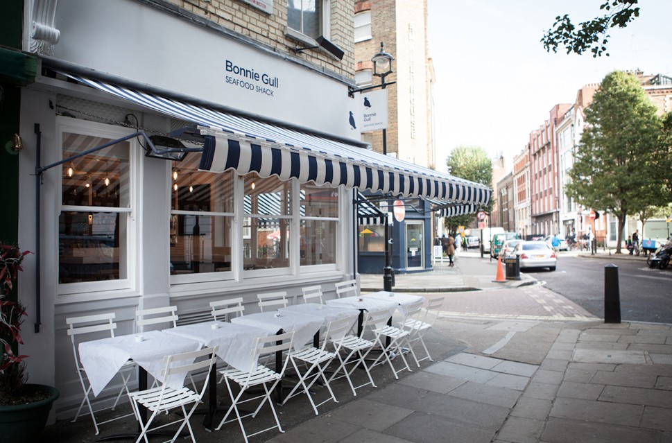"Однодневный" лондонский ресторан Bonnie Gull (фото 1)