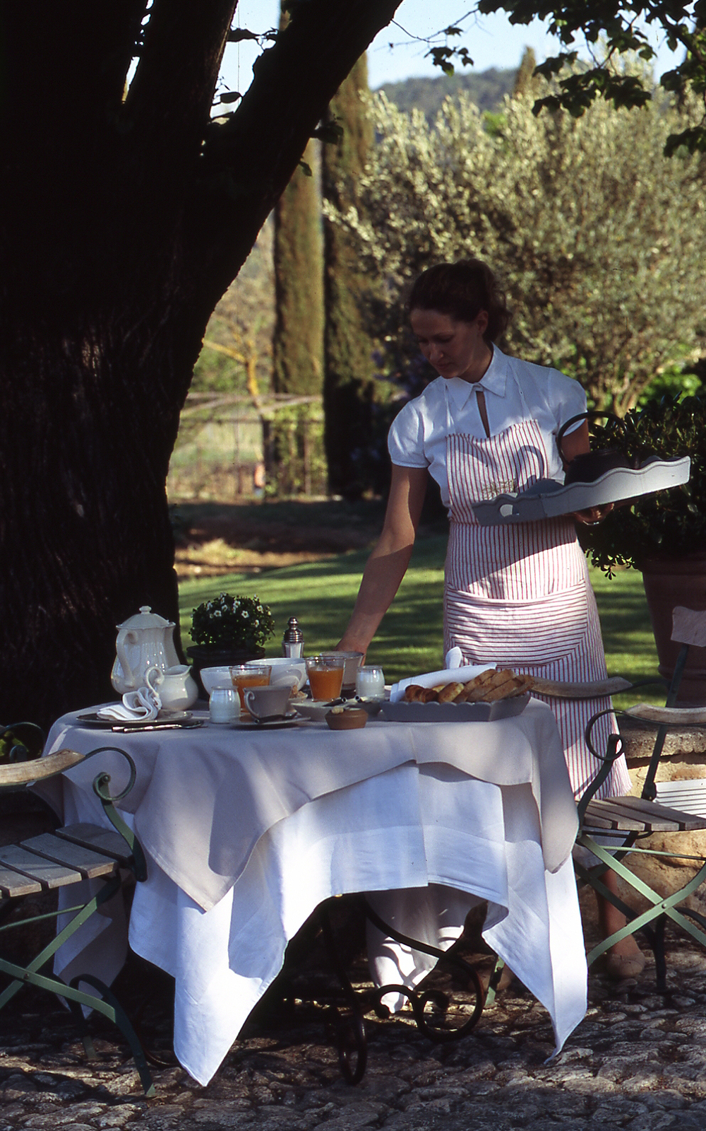 Шато-отель La Bastide de Marie в Менербе (фото 17)
