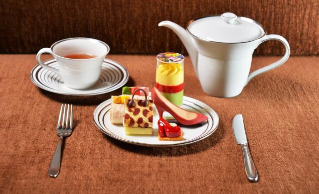 Jimmy CHoo Afternoon Tea 1