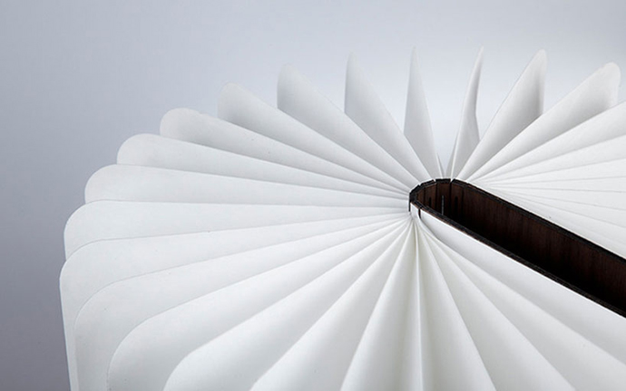 Lumio book light