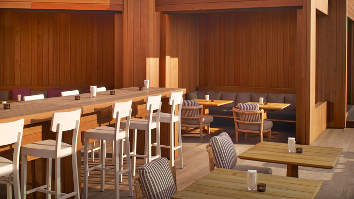 W St. Petersburg открывает летнюю террасу MixUp (фото 2)