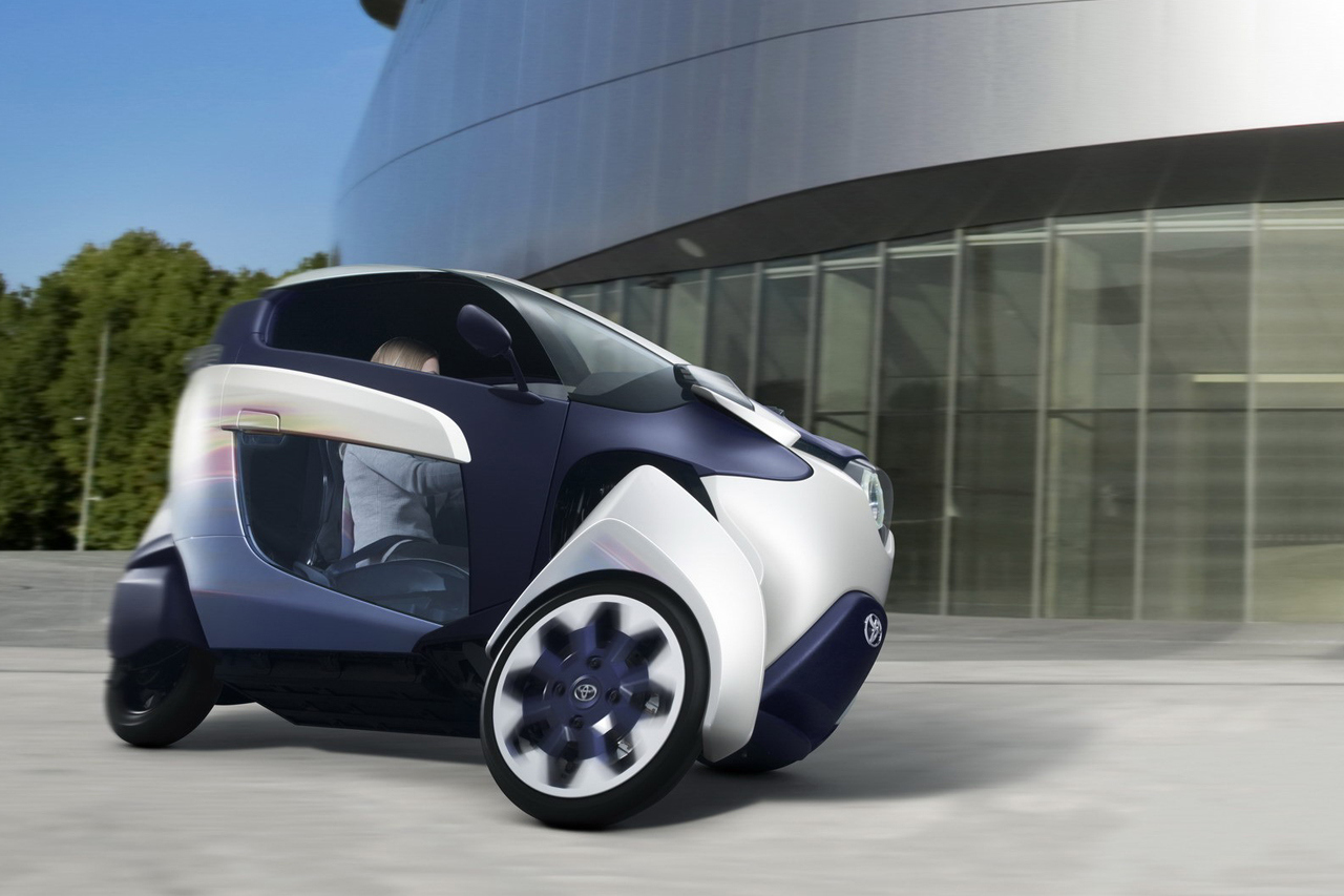 Toyota представили i-ROAD Concept (фото 2)