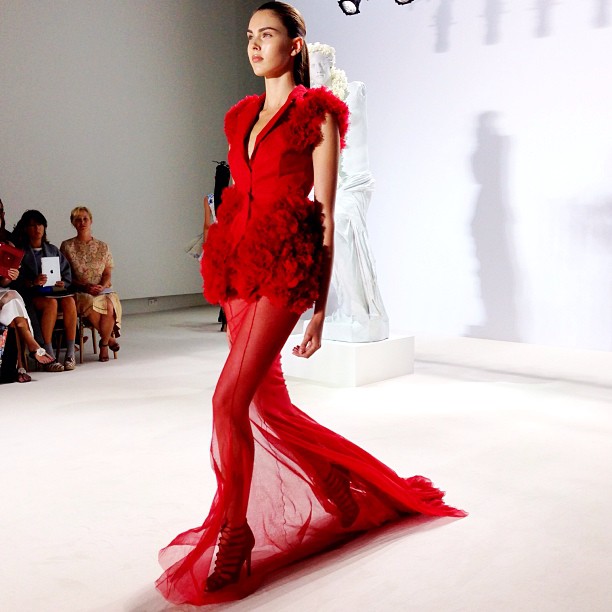 Instagram-мания: неделя высокой моды в Париже (фото 11)