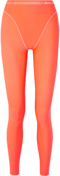 25 спортивных вещей, которые выглядят модно (фото 12)