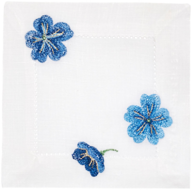 Как жить в эпоху повышенной тревожности? Рекомендация Pantone: в оттенке classic blue (фото 10)