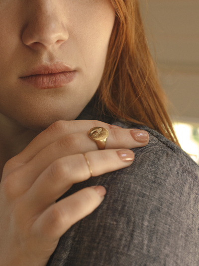 20 лаконичных украшений в подарок на 8 Марта — и все российских брендов (фото 2)