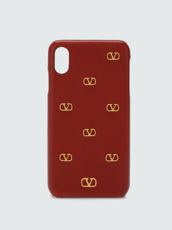 Необычная форма, яркий принт и экзотическая кожа: 15 сумок на весну и лето (фото 23)