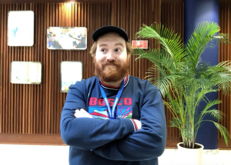 Как проходит самоизоляция у людей, работа которых связана с общением (фото 8)