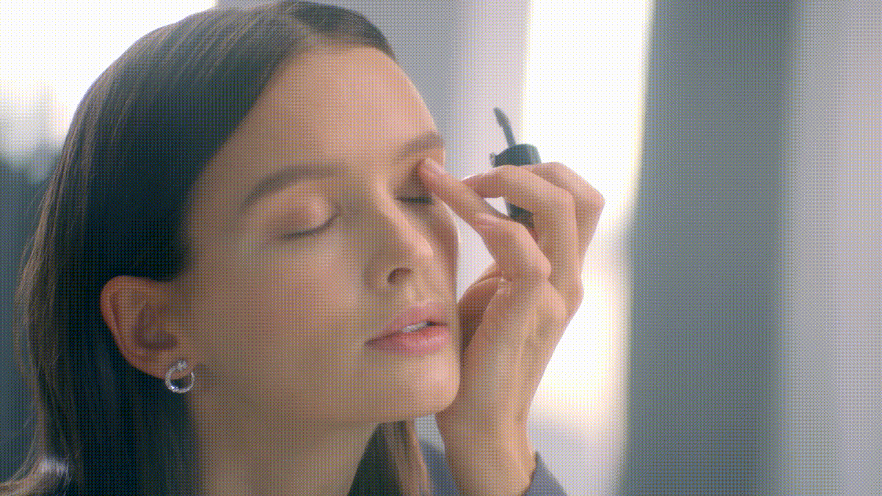 Создаем 3 безупречных макияжа глаз вместе с Паулиной Андреевой (фото 8)