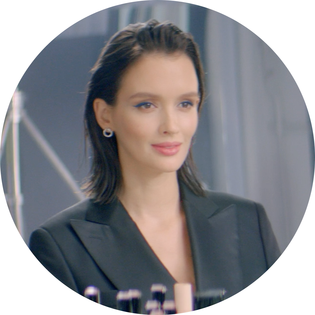 Создаем 3 безупречных макияжа глаз вместе с Паулиной Андреевой (фото 3)