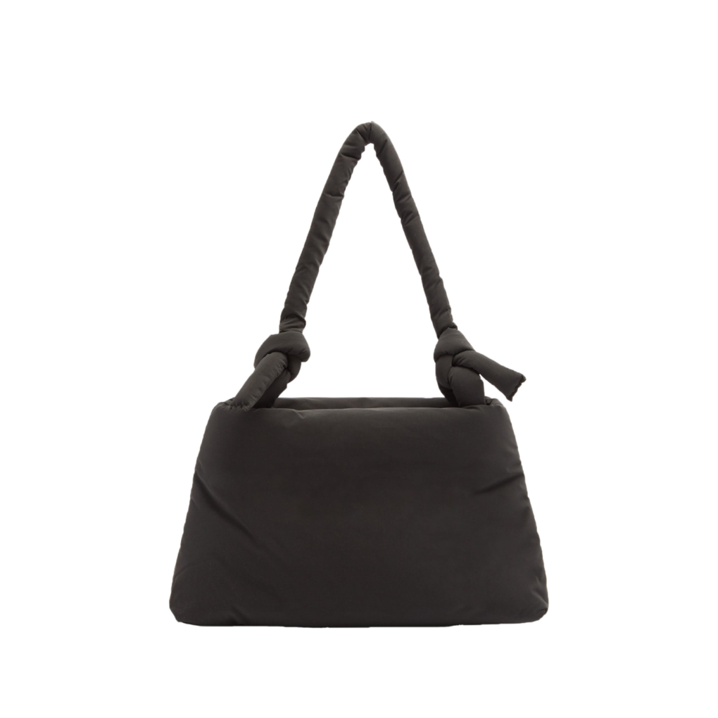 Гармошка, мыльница, подушка: 10 необычных и очень красивых сумок сезона осень-зима 2020 (фото 18)