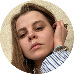 Виктория Гок: изобилие страз и розового — это хорошо (фото 2)