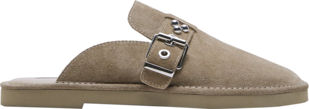 Как пережить слякотное межсезонье? Как вариант — остаться дома, в уютном костюме и тапочках (фото 14)