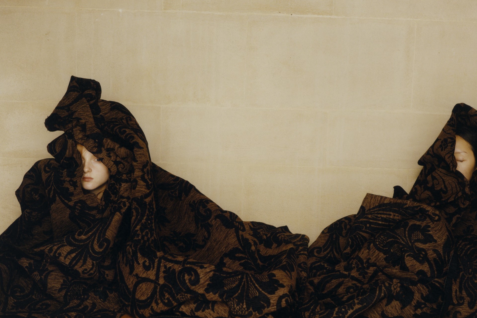 simone rocha история бренда. 499d5fb0570bb9e6aca805b957430f5a. simone rocha история бренда фото. simone rocha история бренда-499d5fb0570bb9e6aca805b957430f5a. картинка simone rocha история бренда. картинка 499d5fb0570bb9e6aca805b957430f5a. 11 марта стартуют продажи совместной коллекции H&M и Симон Роша. Еще есть время выбрать между нежными платьями и блузками с жемчугом, а также узнать больше об ирландском дизайнере. simone rocha история бренда. 499d5fb0570bb9e6aca805b957430f5a. simone rocha история бренда фото. simone rocha история бренда-499d5fb0570bb9e6aca805b957430f5a. картинка simone rocha история бренда. картинка 499d5fb0570bb9e6aca805b957430f5a. 11 марта стартуют продажи совместной коллекции H&M и Симон Роша. Еще есть время выбрать между нежными платьями и блузками с жемчугом, а также узнать больше об ирландском дизайнере.