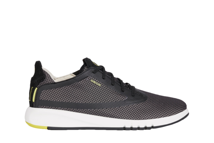 Кроссовки с встроенной видеоигрой, эко-сникеры и другие новинки в весенней коллекции Geox (фото 16)