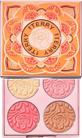 Инжирное саше для гардеробной, палетка с розами и другие бьюти-новинки недели (фото 1)