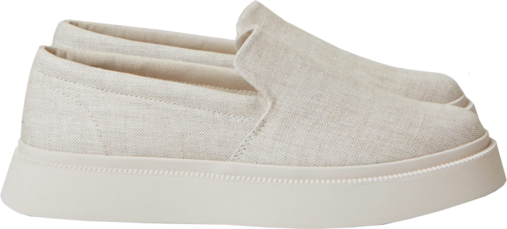 Выбор Юли Катькало: вместительные сумки для лета в городе (фото 12)