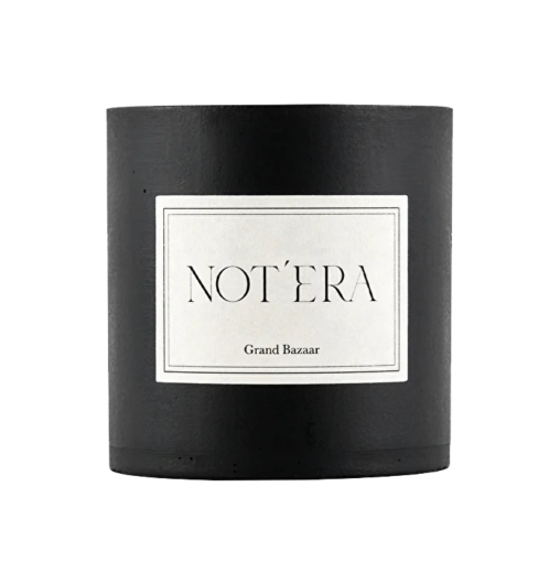 Шампунь-пудра, блеск для губ с перцем и другие бьюти-новинки недели (фото 3)