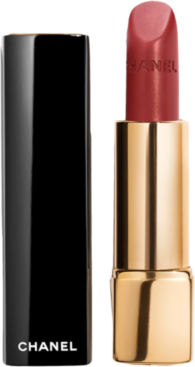 Свеча для медитации, макияж ко Дню святого Валентина и другие бьюти-новинки недели (фото 1)