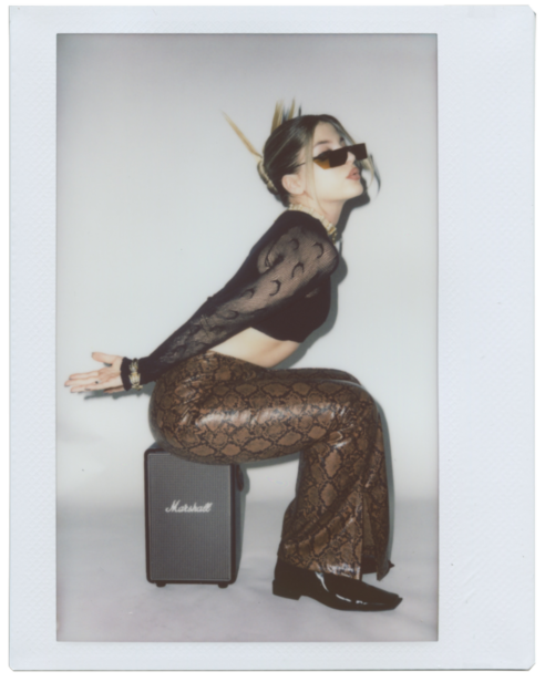 Эклектика, эко и немного уверенности — разбираем коды стиля зумеров (фото 3)