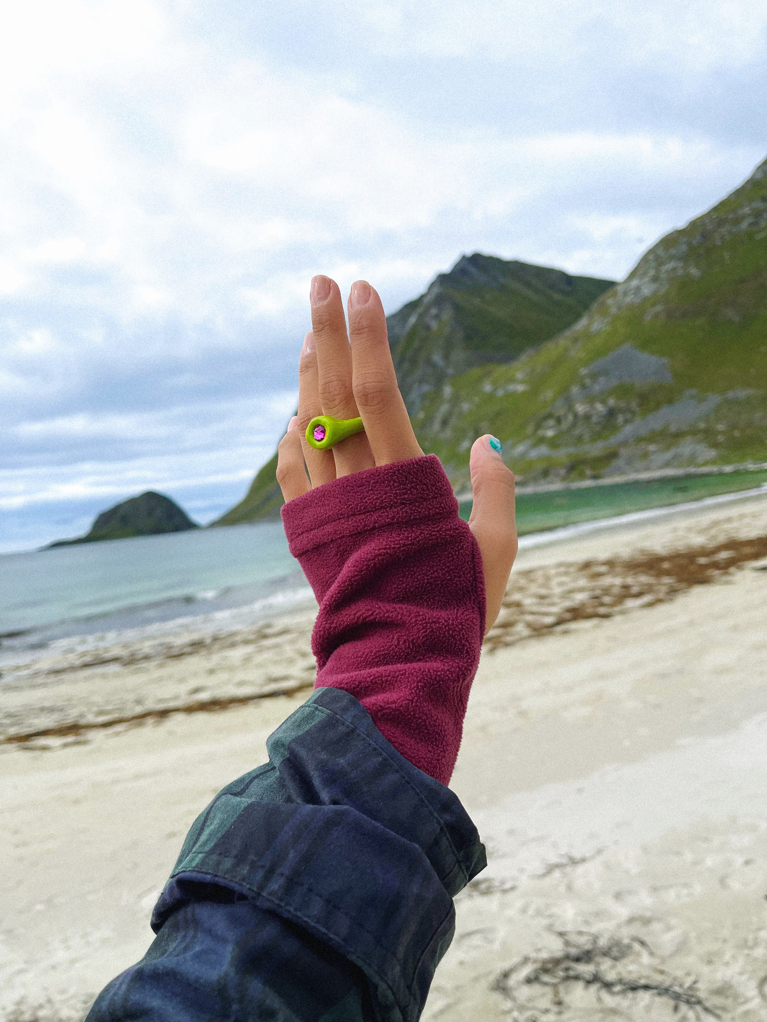 Что взять с собой на Лофотены? Алена Славко рассказывает о вещах, которые скрасили ее отдых (фото 4)