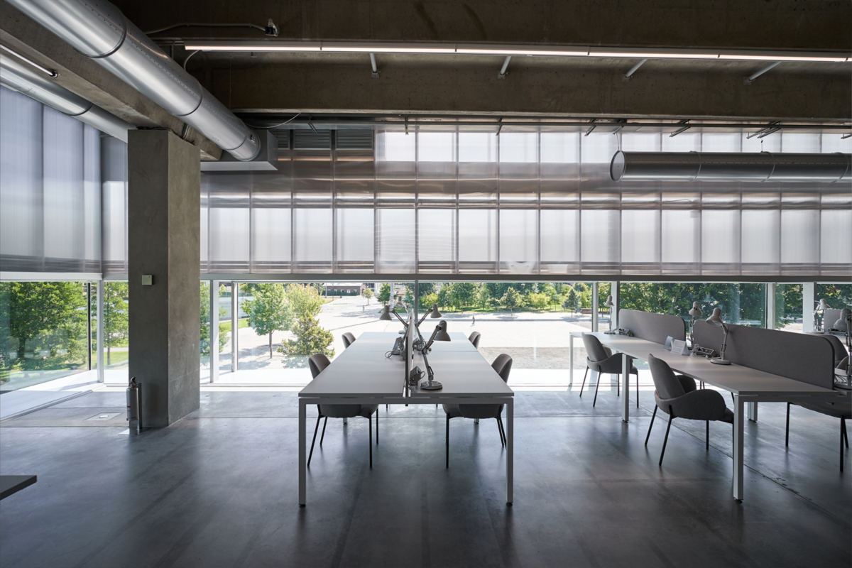 Самые красивые библиотеки России. Часть 2: библиотека музея «Гараж» (фото 13)