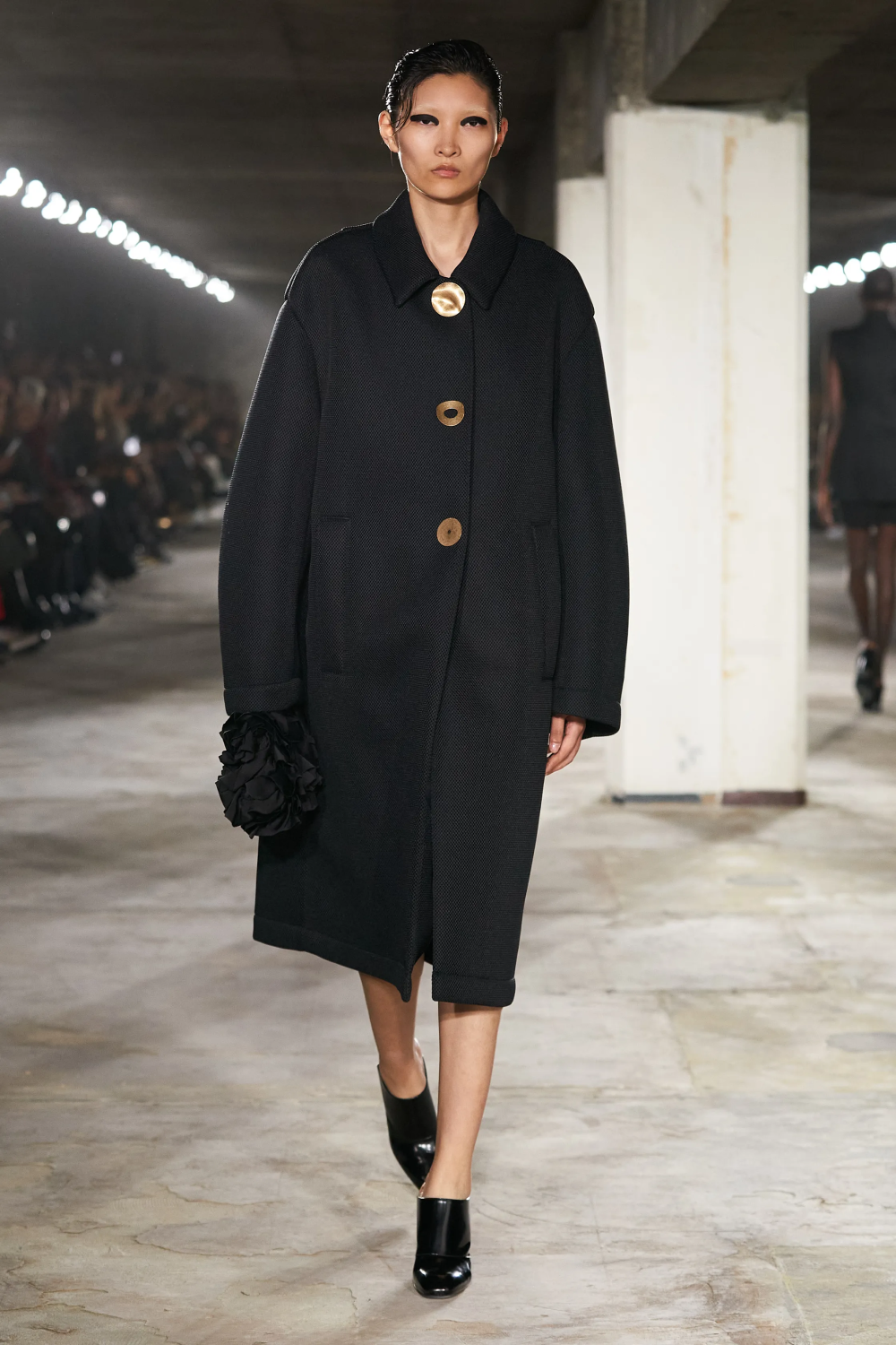 Самое красивое на Неделе моды в Париже весна-лето 2023 (фото 17)