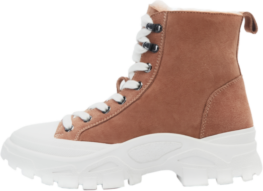 Тенденции обуви сезона осень-зима 2022: хайкеры, жокейская и байкерская (фото 8)