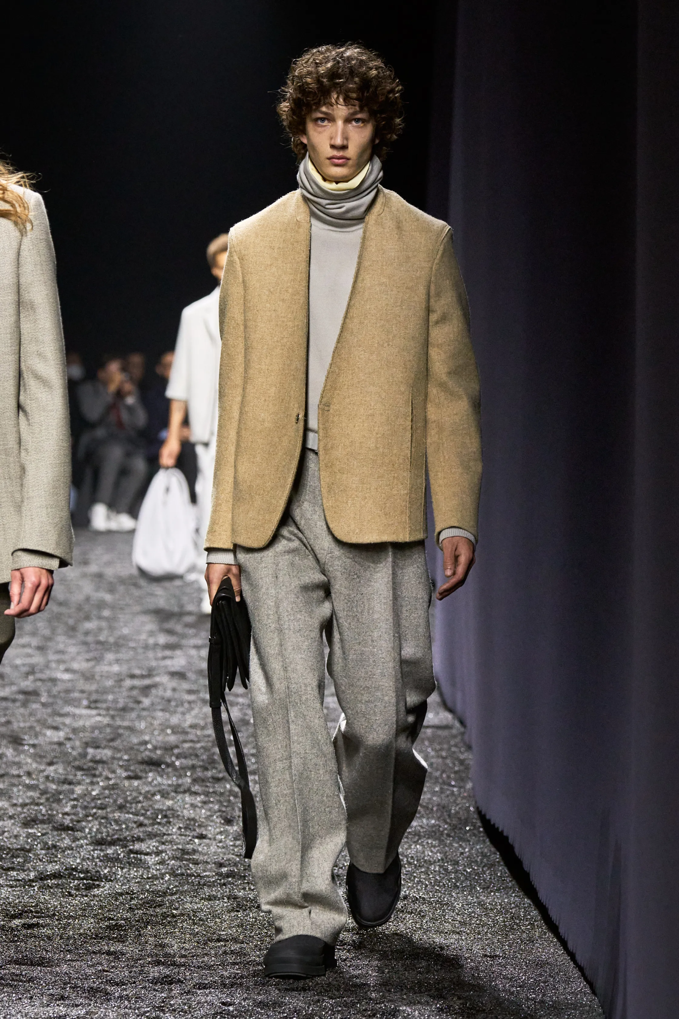 Неделя мужской моды в Милане осень-зима 2023 — что нового и красивого? (фото 2)