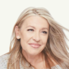 Дочки-матери: как ценности, вкус и гардероб переходят следующим поколениям (фото 8)