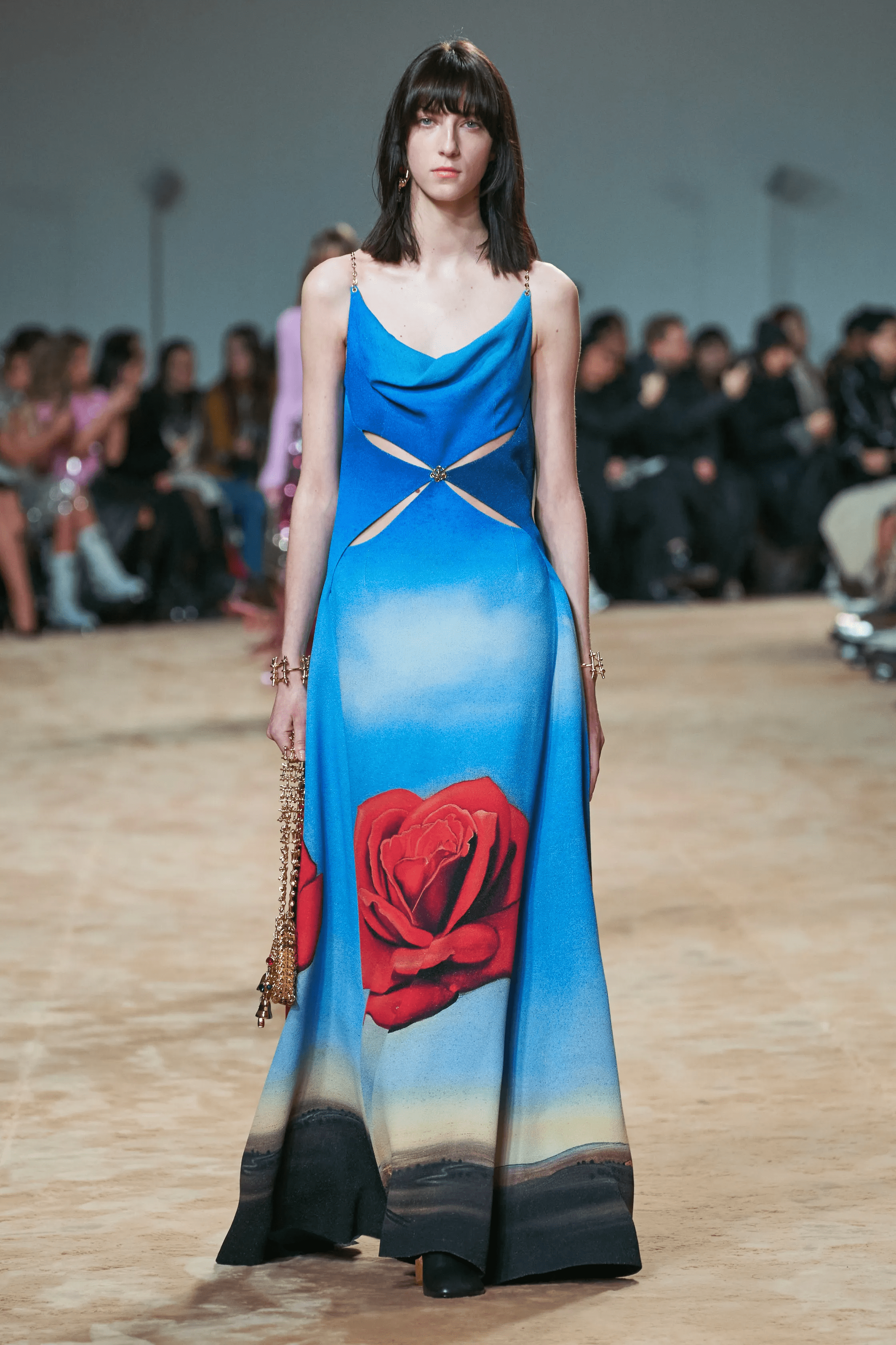 На фэшн-показ как в музей. Искусство в коллекциях осень-зима 2023 (фото 2)