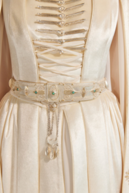 Белый день: из чего состоит свадебная капсула Мадины Саральп для Front (фото 14)