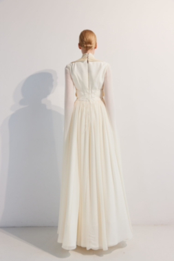 Белый день: из чего состоит свадебная капсула Мадины Саральп для Front (фото 16)