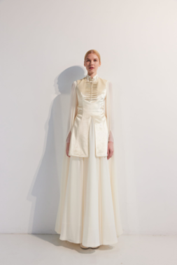 Белый день: из чего состоит свадебная капсула Мадины Саральп для Front (фото 13)