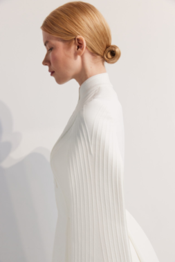 Белый день: из чего состоит свадебная капсула Мадины Саральп для Front (фото 8)