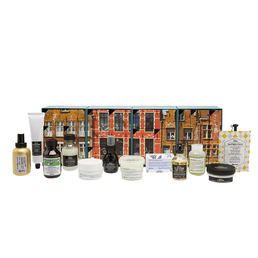 Адвент-календарь, диски с алмазной пудрой и другие бьюти-новинки недели (фото 1)