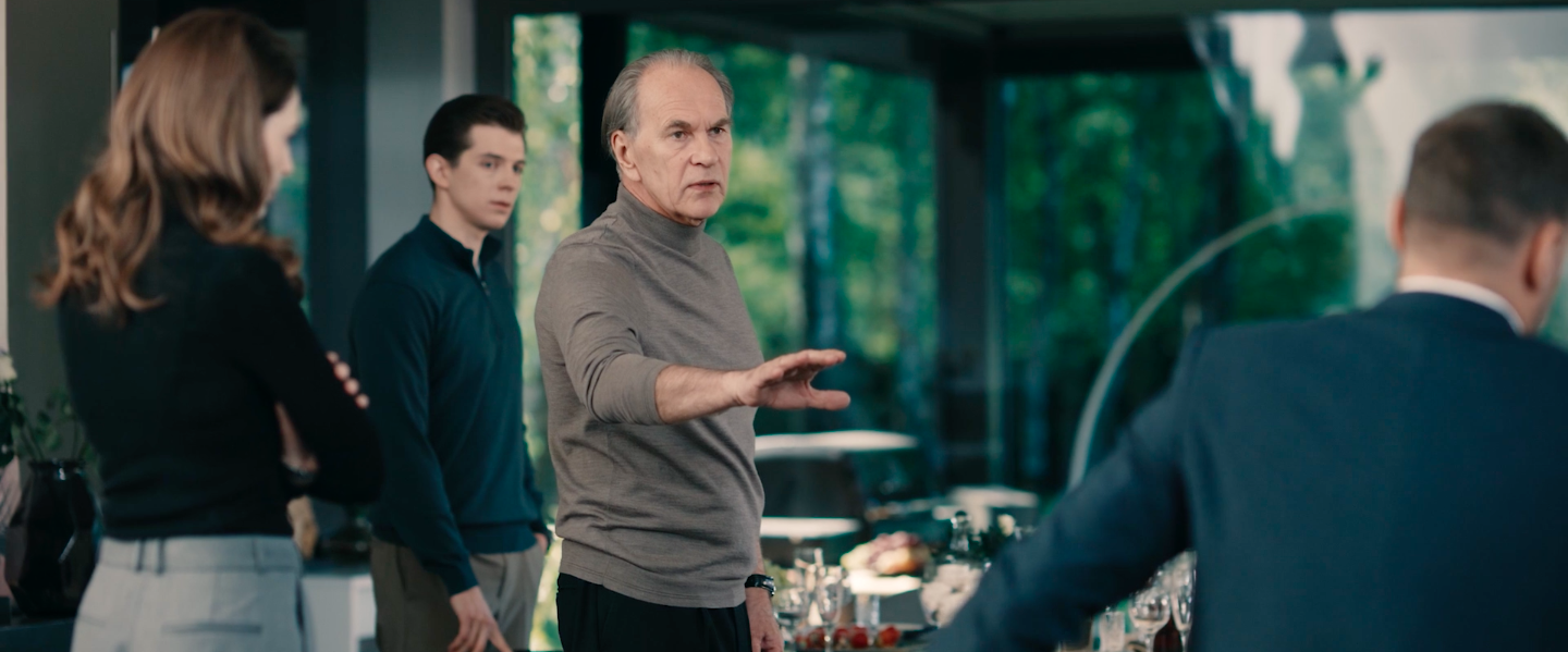 «Тихая роскошь» от А до Я: разбираемся, из чего состоит вечная классика гардероба, на примере сериала «Золотое дно» (фото 4)