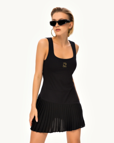 Ракетку в руки: что такое tennis core и у каких локальных (и не только) брендов его искать (фото 39)