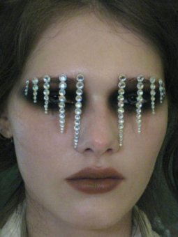 Beauty by: 6 российских визажистов, которые стоят за классными съемками локальных (и не только) брендов (фото 109)