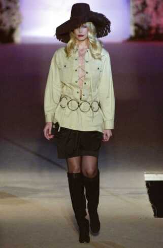 Стиль сафари: от Ива Сен-Лорана до наших дней (фото 38)