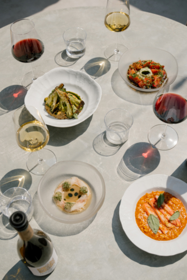 Где лучшие тусовки — во дворе Soma: что нужно знать о нашумевшем проекте на «Трубной» (фото 27)