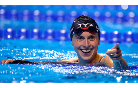 Вязание на трибунах и первая победа в карьере: яркие моменты Олимпиады-2024 в Париже (фото 25)