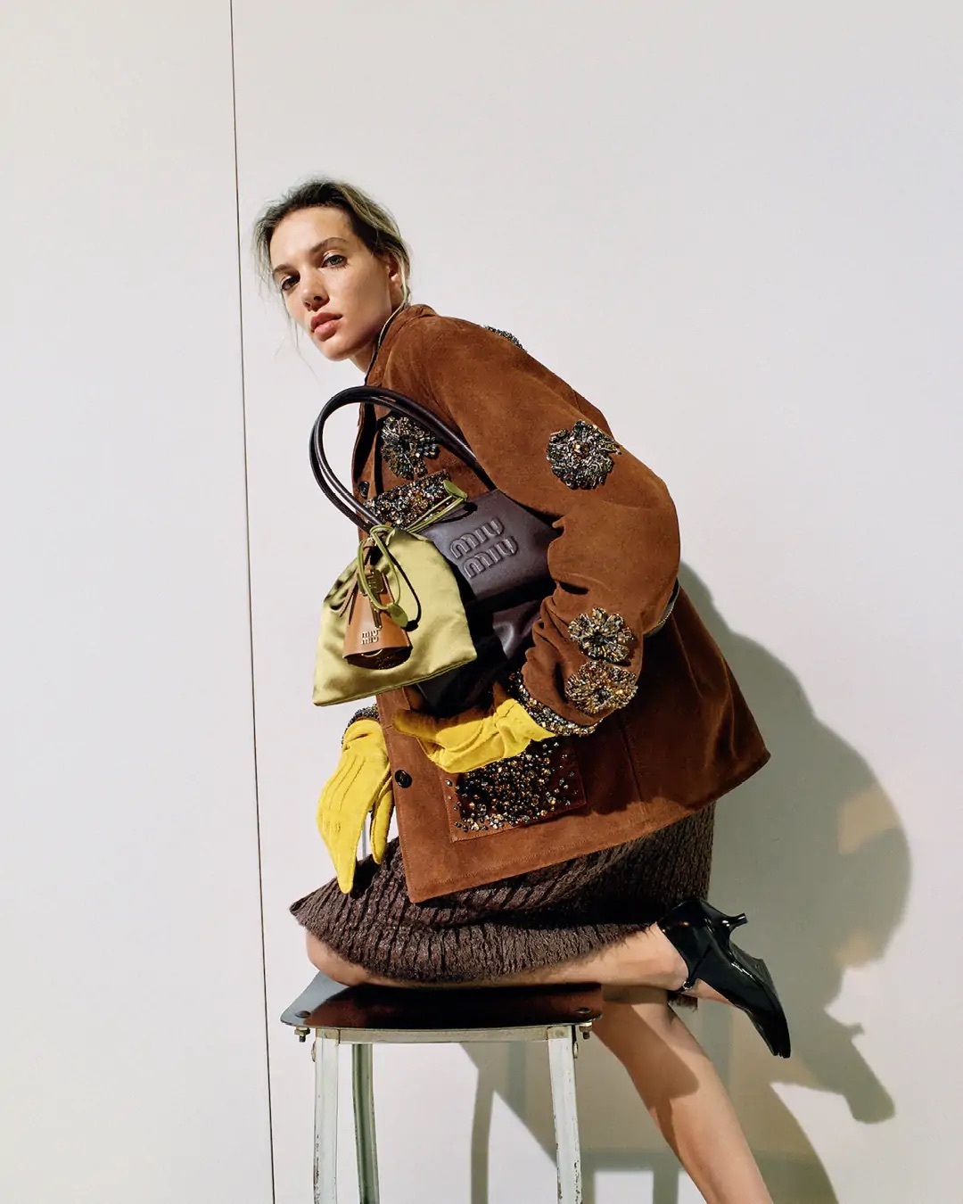 На грани fall'а: практические советы на сезон из рекламных кампаний осень-зима 2024 (фото 7)