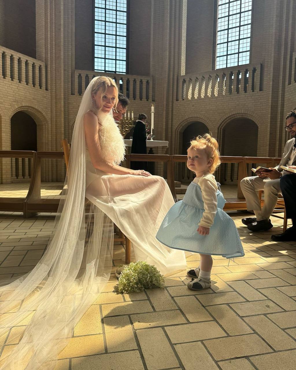 Самые красивые свадьбы лета 2024. Выбор BURO. (фото 23)