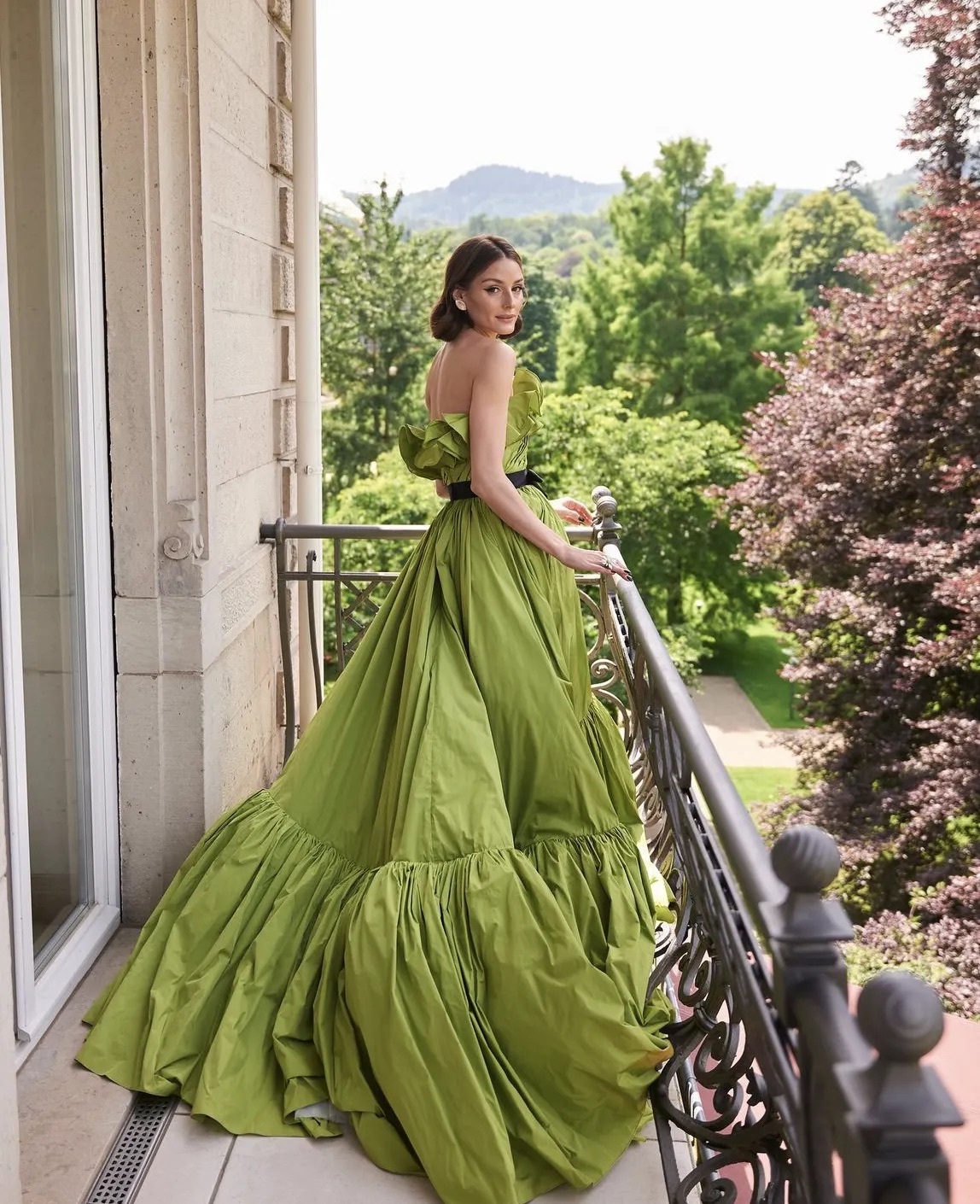 Самые красивые свадьбы лета 2024. Выбор BURO. (фото 31)