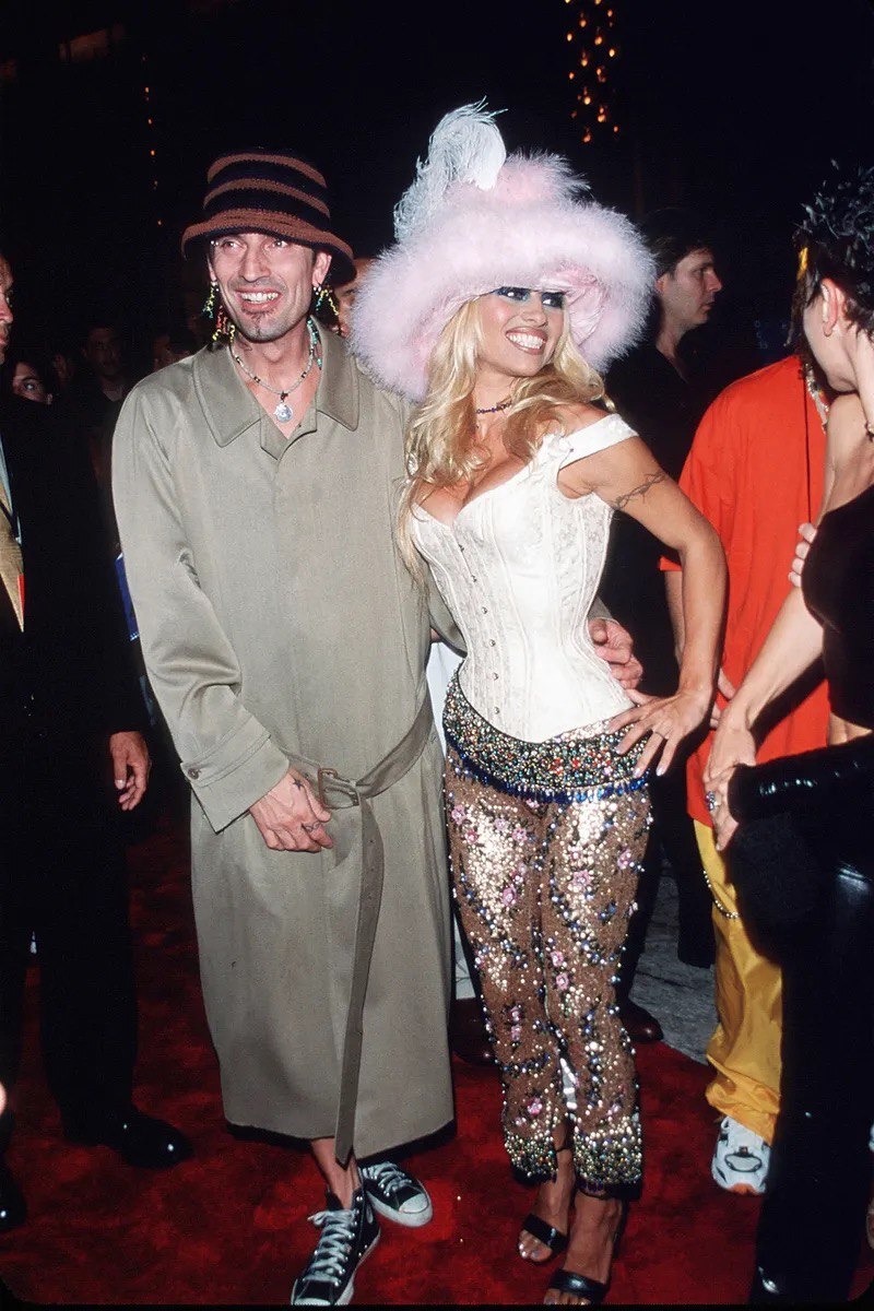 Video Music Awards 40 лет: самые яркие моменты музыкальной премии MTV (фото 30)