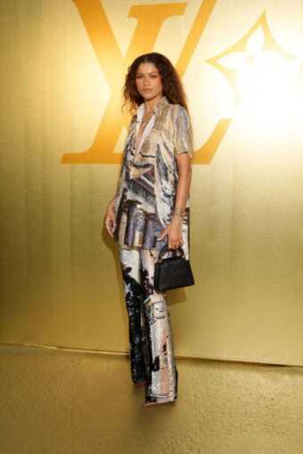 От звезды Disney до сопредседательницы Met Gala: эволюция стиля Зендеи (фото 108)