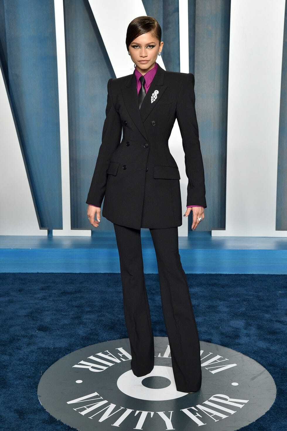 От звезды Disney до сопредседательницы Met Gala: эволюция стиля Зендеи (фото 99)